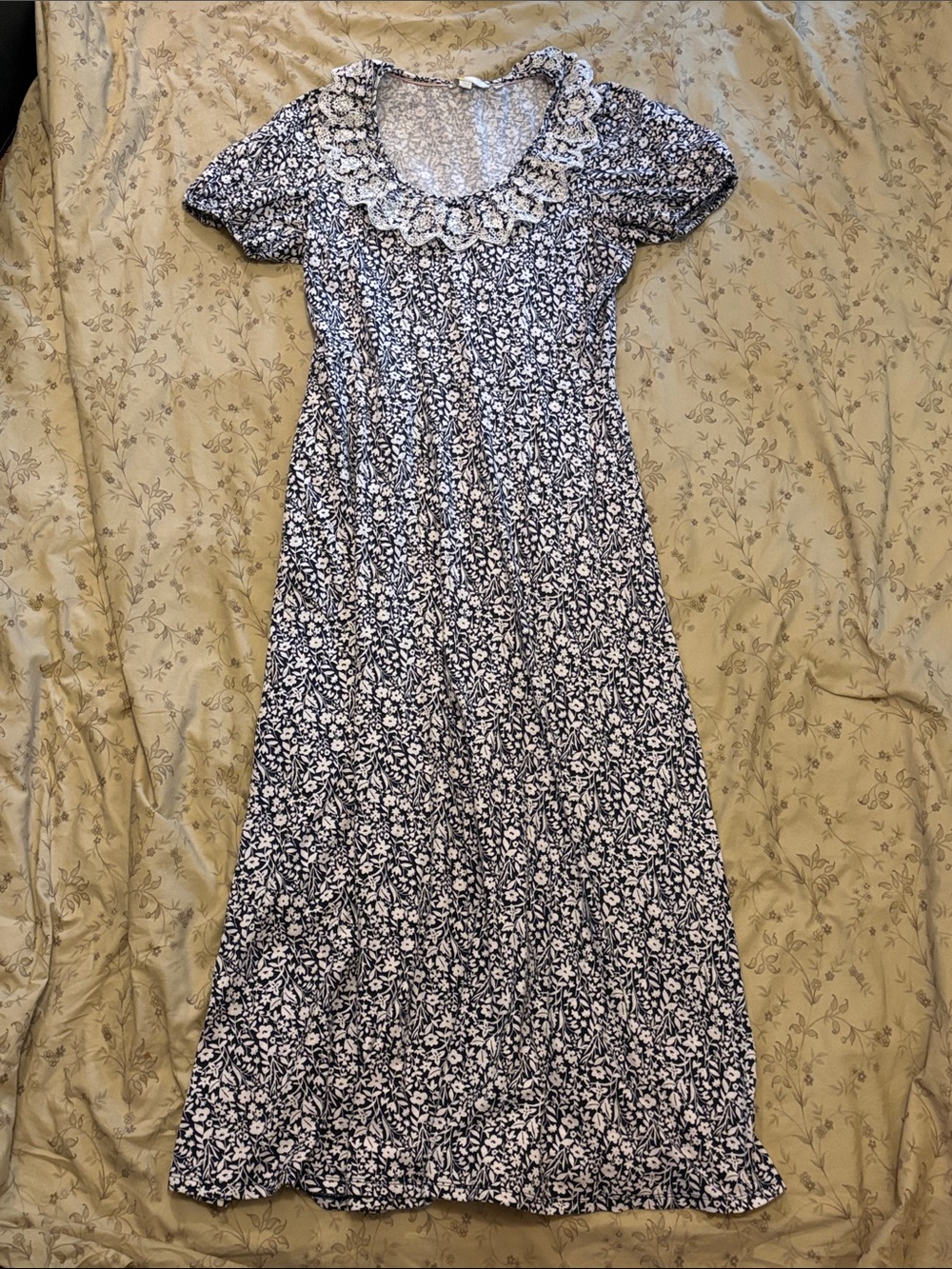 Boden Trim Detail Midi Dress